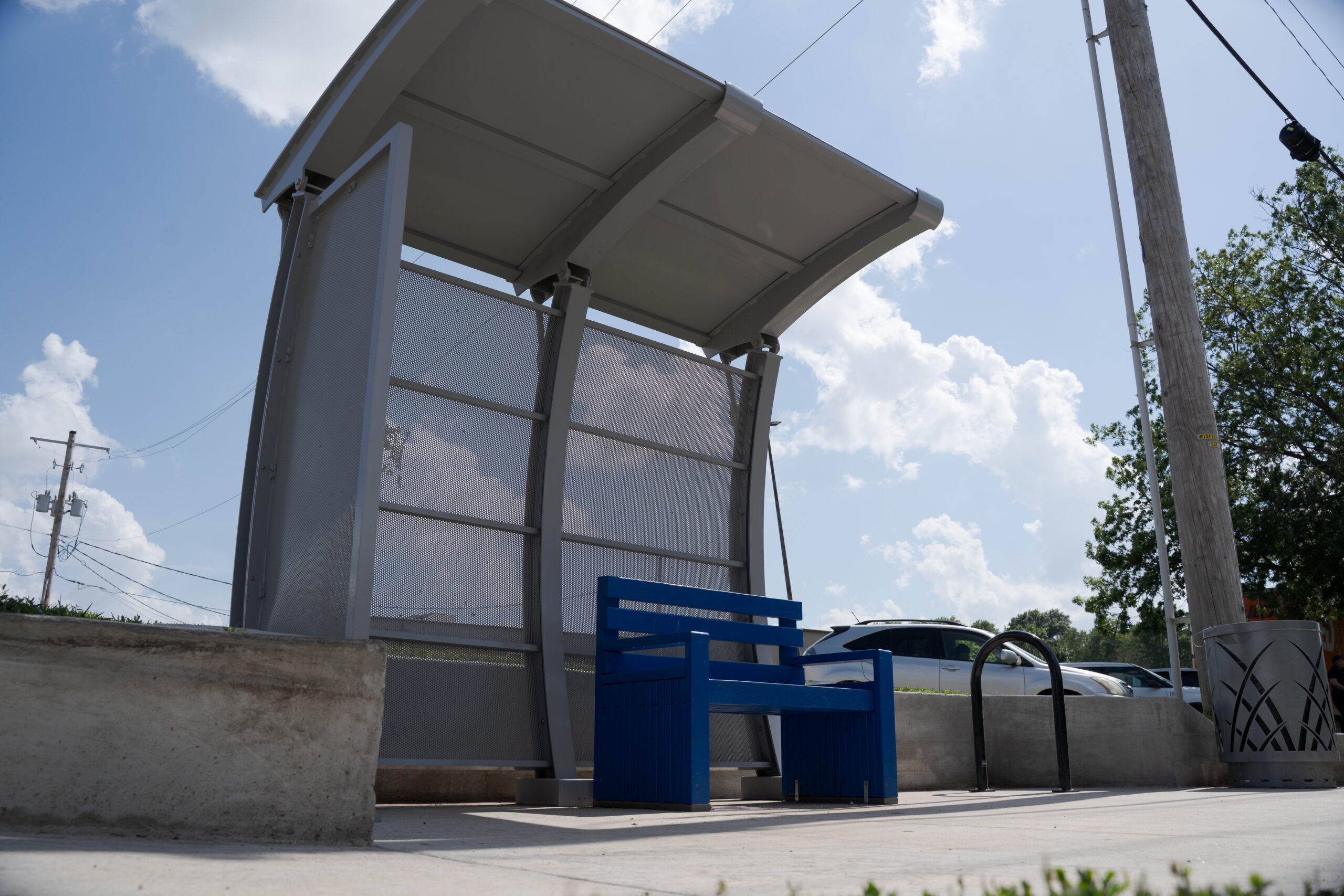 Featured image for “Sunset Hills neighborhood donates bench for Lawrence Transit bus stop”